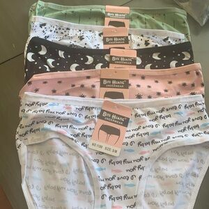 5 Pairs Ladies Panties